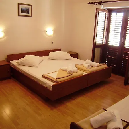 Radovic Guest house 3*