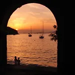 招待所 拉多维克别墅旅馆 3*