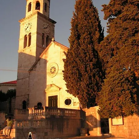 Gostinjska kuća Radovic 3*